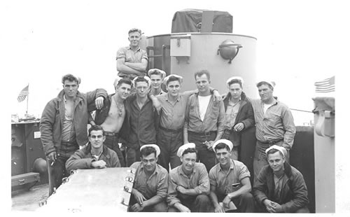 hwt064 - Some of the Gunners Mates - 1945